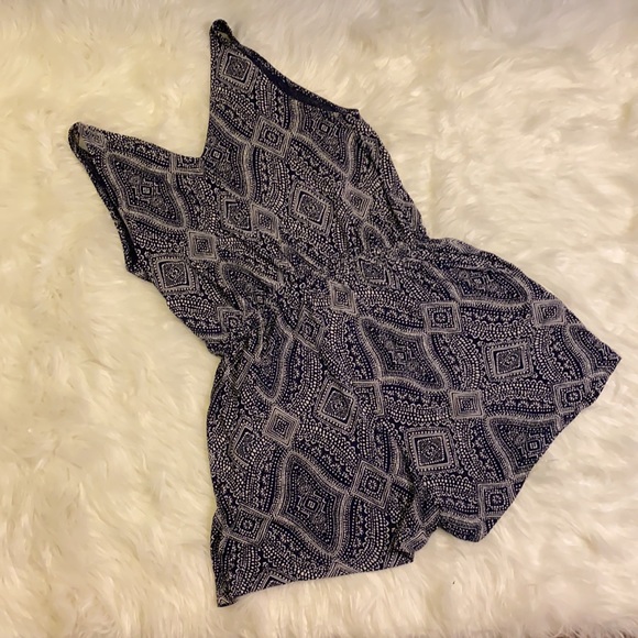 H&M Shorts Romper - Picture 4 of 5